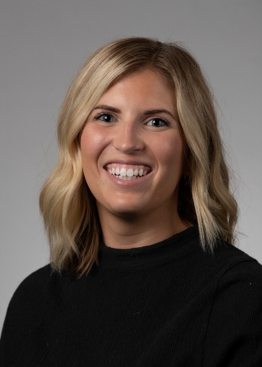 Headshot of Madeleine Muller
